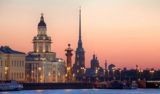 Лучшие места для прогулки ночью по Санкт-Петербургу