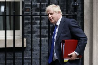 Борис Джонсон подает в отставку с поста премьер-министра Великобритании