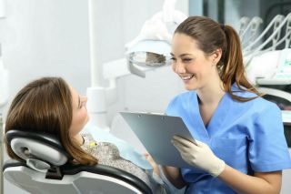 Консультация стоматолога в клинике ПРОФИ-Дент