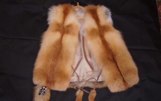 Продам жилет из натурального меха лисы