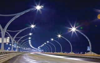 «Умные» светильники снизят энергопотребление на улицах