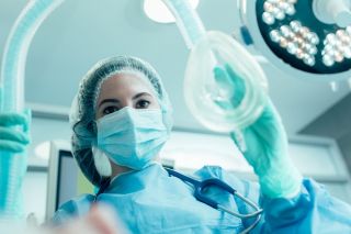Какие вопросы задает анестезиолог перед операцией?