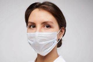 Помогают ли медицинские маски при контакте с больным человеком?