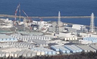 Япония начала сбрасывать воду с аварийной АЭС «Фукусима-1»