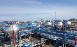 Первый СПГ-завод «Газпрома» сменил географию поставок
