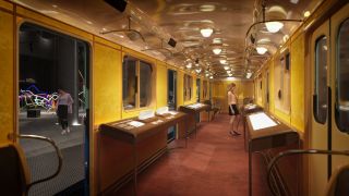 Гараж Константина Мельникова: Подземный уровень превращается в Музей транспорта Москвы