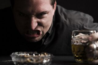 Алкогольный психоз. Причины и виды алкогольного психоза