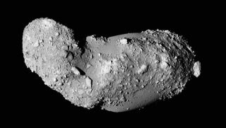Внеземная органика была найдена в доставленном на Землю астероиде Итокава
