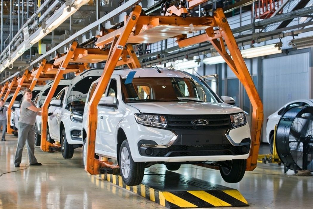 «Автоваз» собрался повысить цены на автомобили Lada