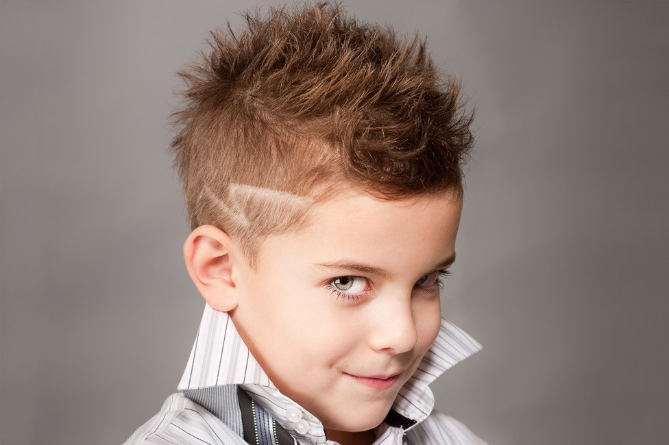 Как выбрать стрижку для ребенка в зависимости от возраста и типа волос