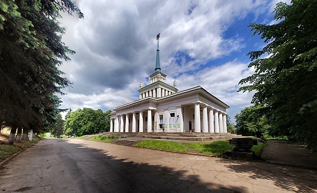 Мемориальный вокзал в Подмосковье продают по цене квартиры