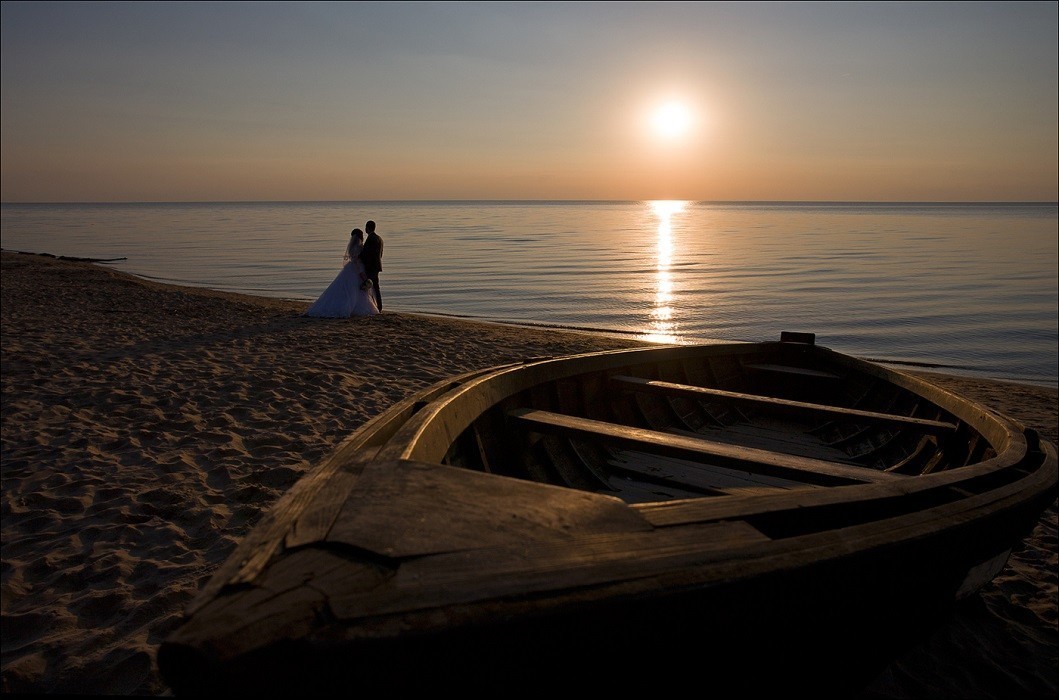 Неспешная жизнь. Море жизни. Тоскует у моря. Жизнь фото. Жизнь у моря фото.